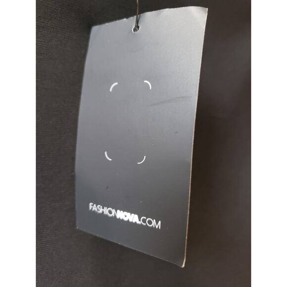 Fashion Nova Bodysuit Womens 1X Black Pleated One Shoulder Sleeve Cut Out Front - Picture 6 of 9